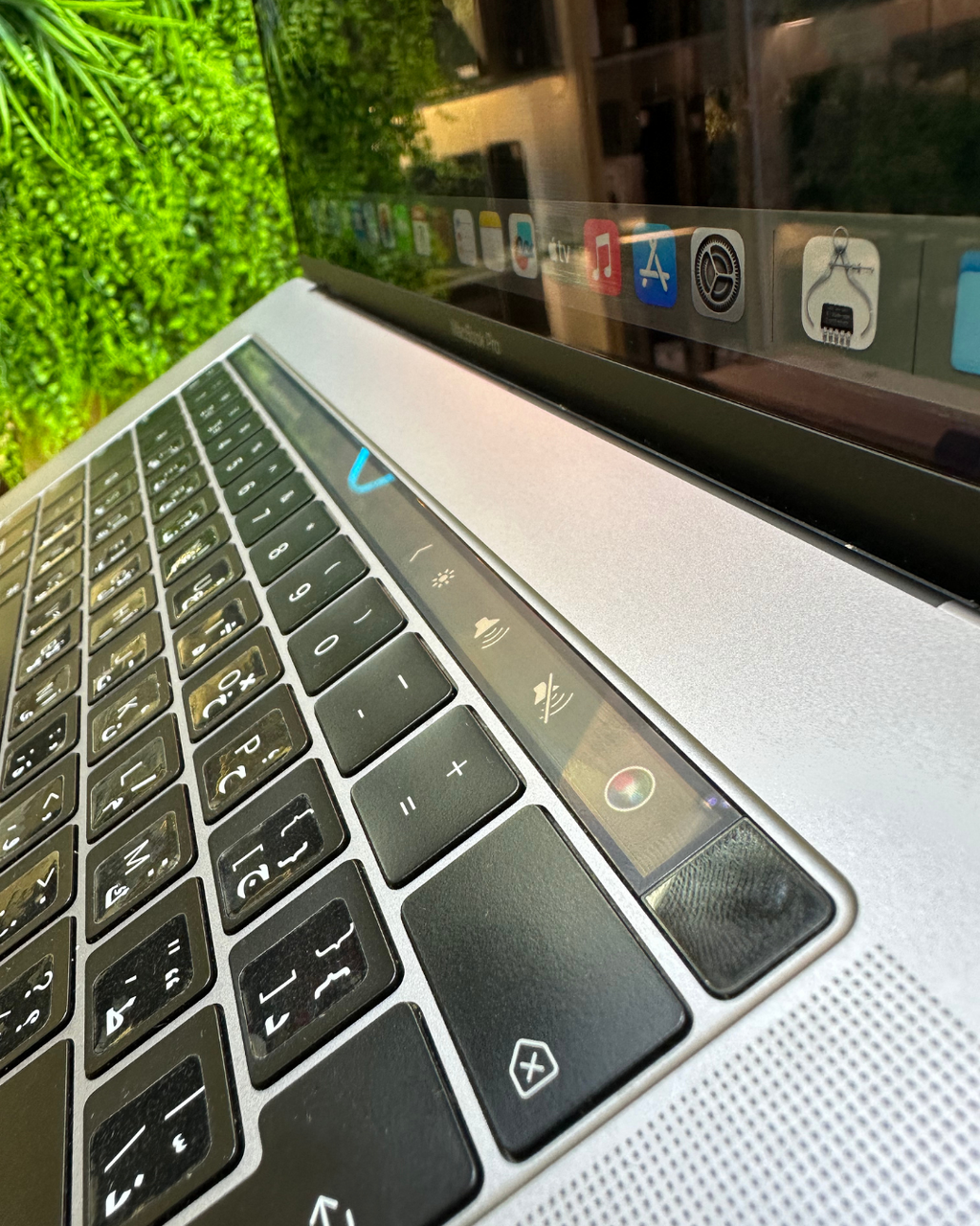 Apple MacBook Pro 2018 A1990